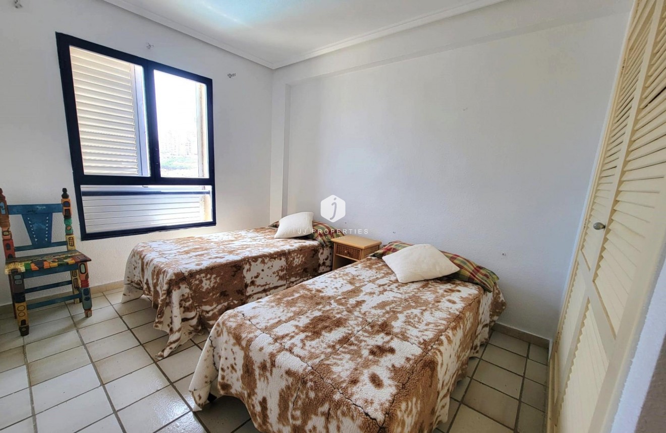Tweedehands - Penthouse -
Torrevieja - Playa De La Mata