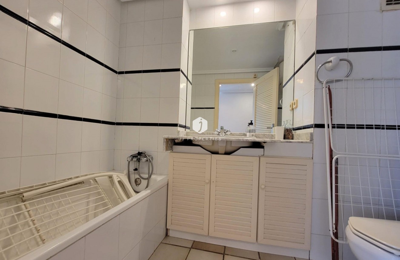 Tweedehands - Penthouse -
Torrevieja - Playa De La Mata