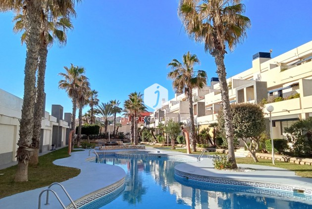 Tweedehands - Penthouse -
Torrevieja - Playa De La Mata