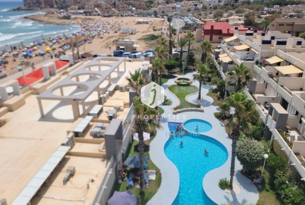 Tweedehands - Penthouse -
Torrevieja - Playa De La Mata