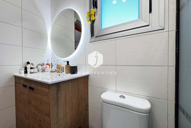 Resale - Apartment / flat -
Torrevieja - Playa del Cura