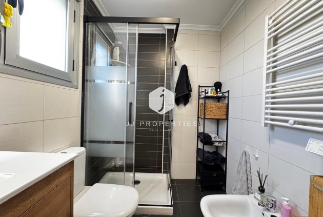 Resale - Apartment / flat -
Torrevieja - Playa del Cura