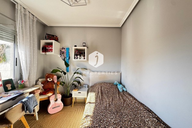Resale - Apartment / flat -
Torrevieja - Playa del Cura