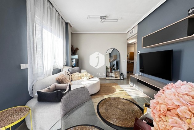 Resale - Apartment / flat -
Torrevieja - Playa del Cura