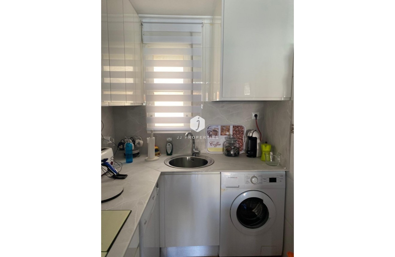 Resale - Penthouse -
Torrevieja - Estacion de autobuses
