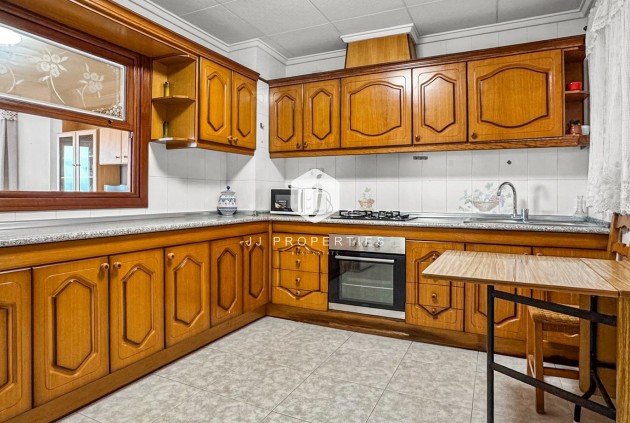Resale - Apartment / flat -
Torrevieja - Costa Blanca