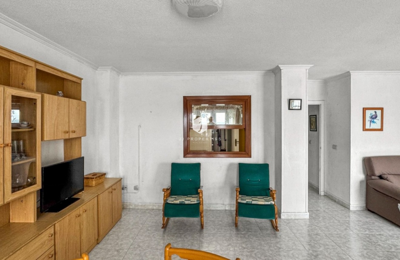 Resale - Apartment / flat -
Torrevieja - Costa Blanca