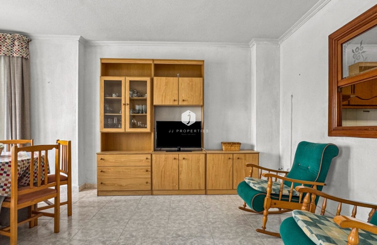 Resale - Apartment / flat -
Torrevieja - Costa Blanca