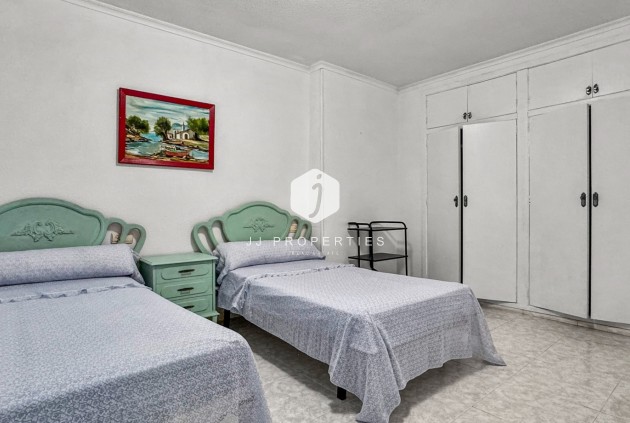 Resale - Apartment / flat -
Torrevieja - Costa Blanca