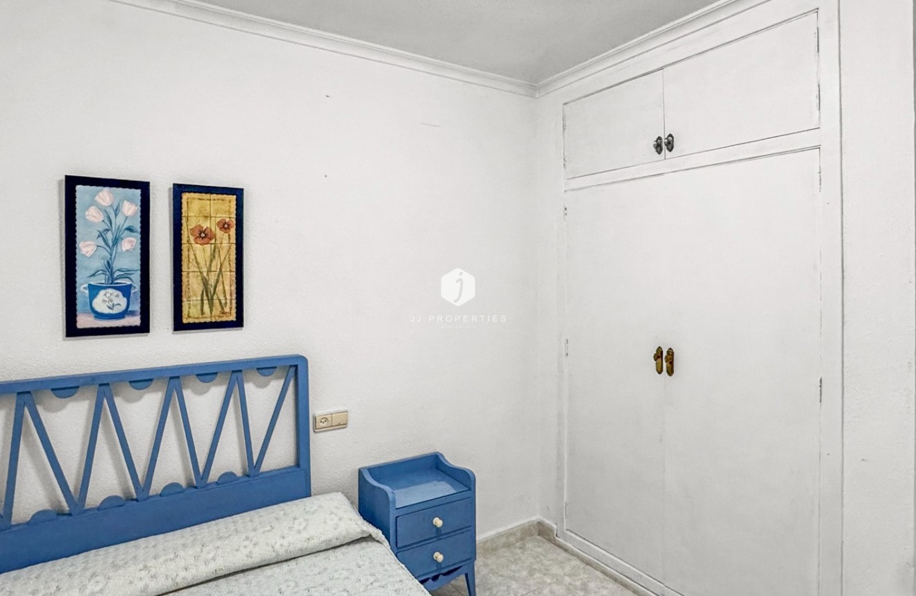 Resale - Apartment / flat -
Torrevieja - Costa Blanca