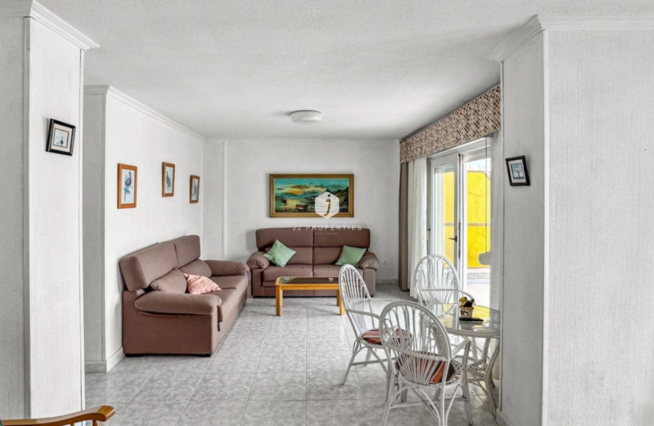 Resale - Apartment / flat -
Torrevieja - Costa Blanca