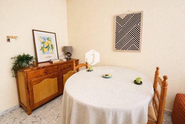D'occasion - Appartement -
Torrevieja - Habaneras