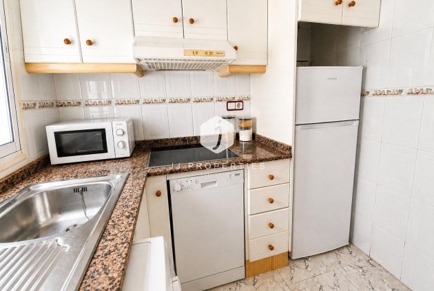 D'occasion - Appartement -
Torrevieja - Habaneras