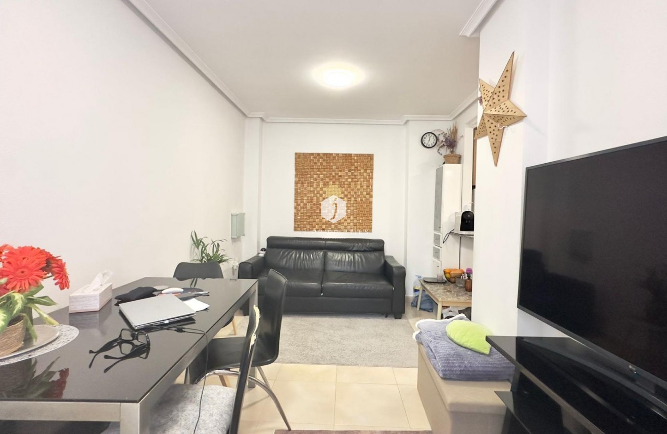 Aus zweiter Hand - Wohnung -
Torrevieja
