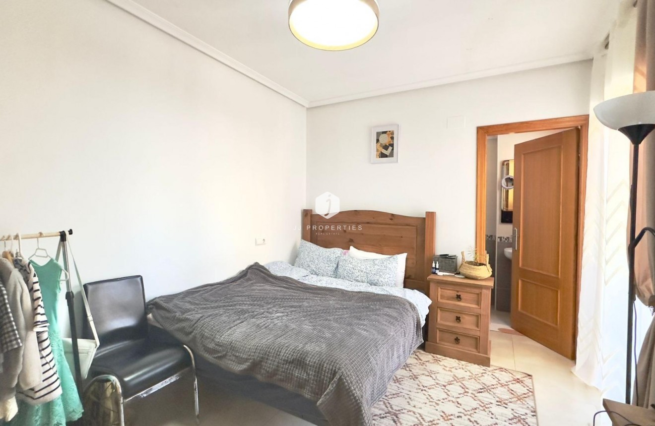 Aus zweiter Hand - Wohnung -
Torrevieja