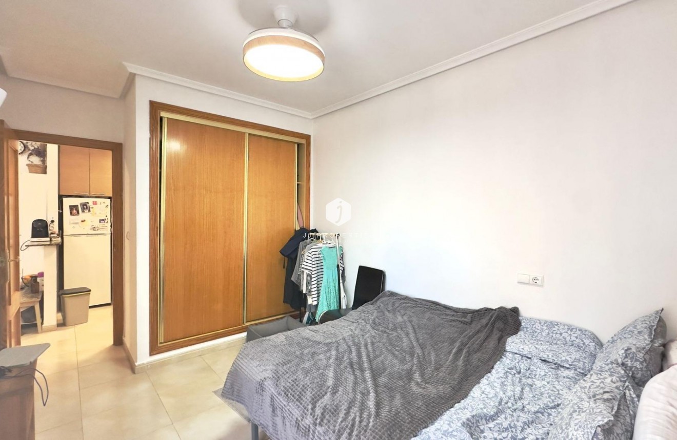 Aus zweiter Hand - Wohnung -
Torrevieja