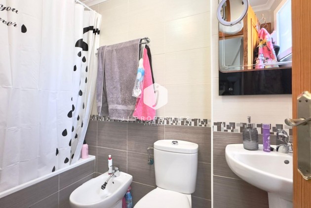 Aus zweiter Hand - Wohnung -
Torrevieja