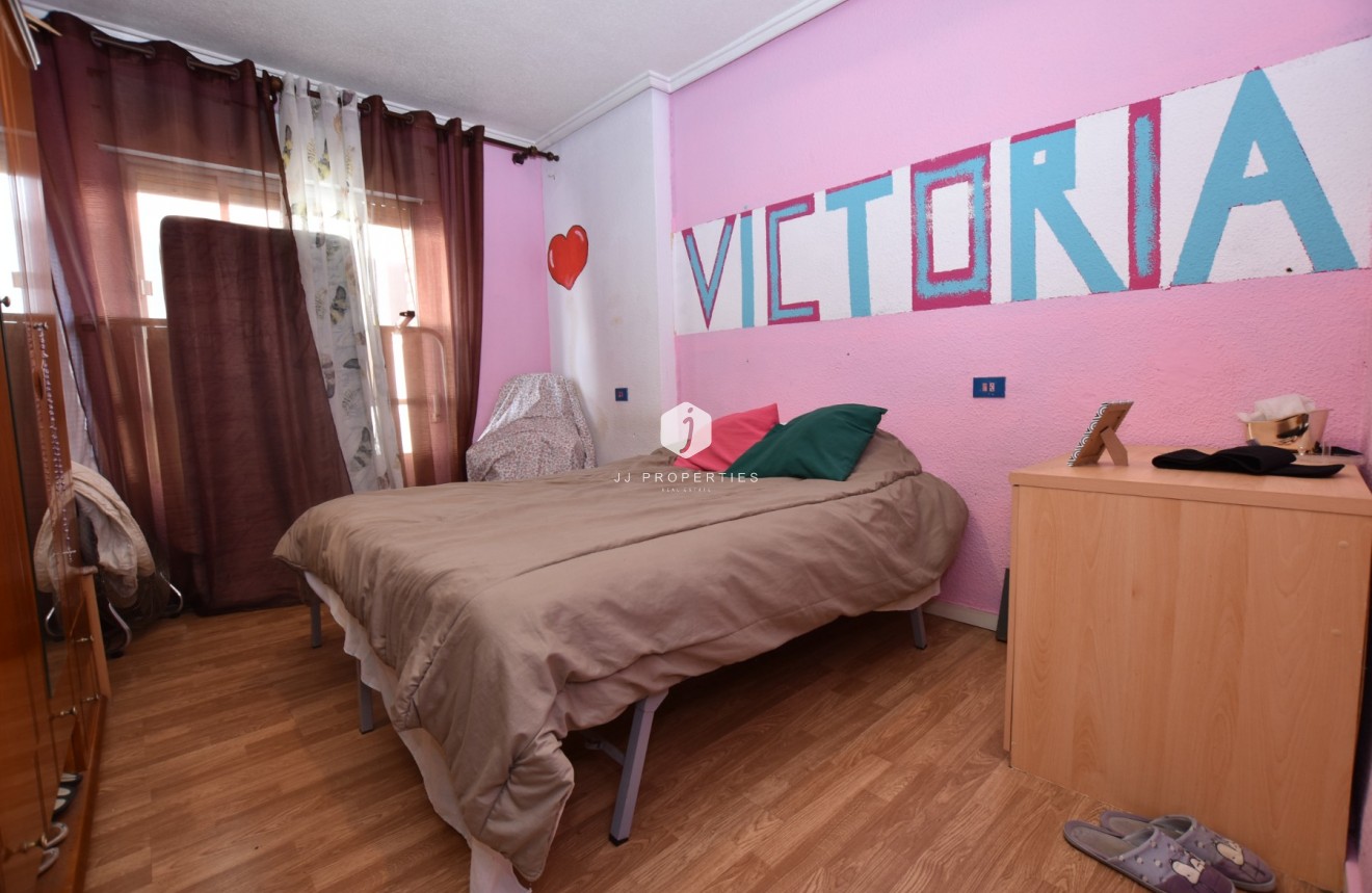 D'occasion - Appartement -
Torrevieja - Costa Blanca