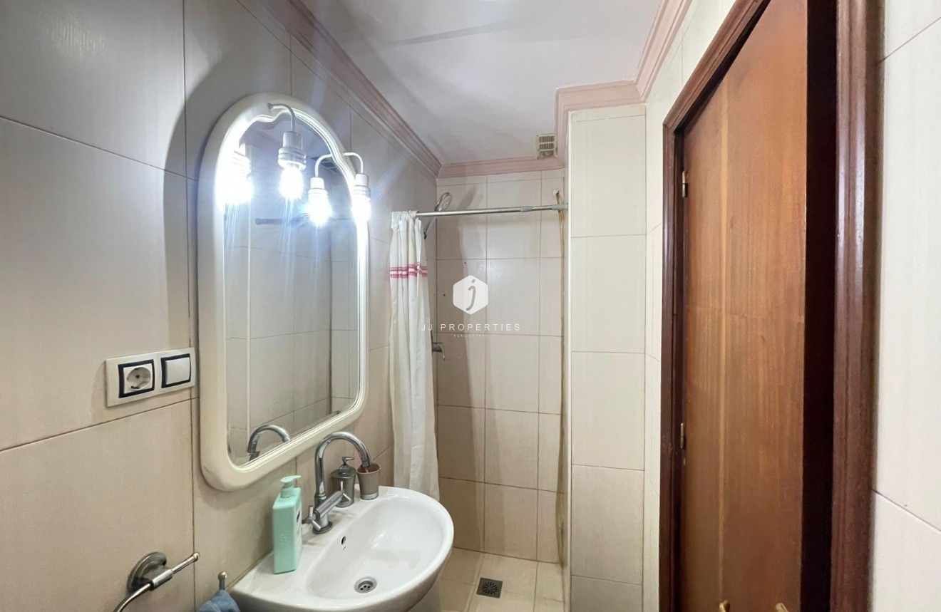 D'occasion - Appartement -
Torrevieja - Costa Blanca