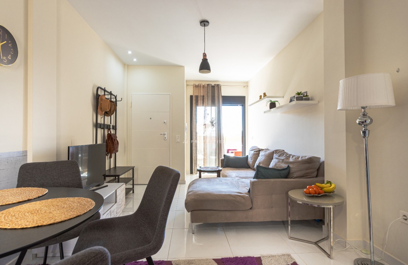 Tweedehands - Bungalow -
Los Altos - Costa Blanca