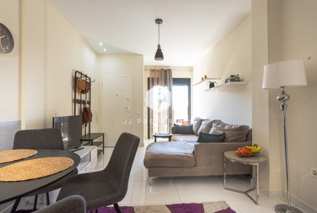 Tweedehands - Bungalow -
Los Altos - Costa Blanca