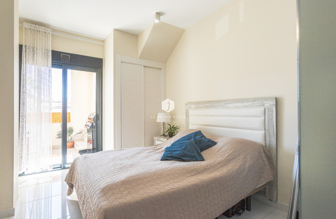 Tweedehands - Bungalow -
Los Altos - Costa Blanca