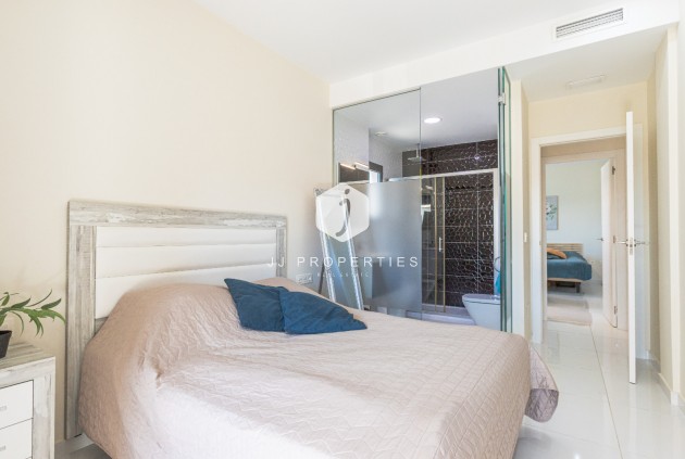 Tweedehands - Bungalow -
Los Altos - Costa Blanca