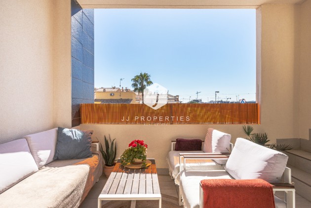 Tweedehands - Bungalow -
Los Altos - Costa Blanca