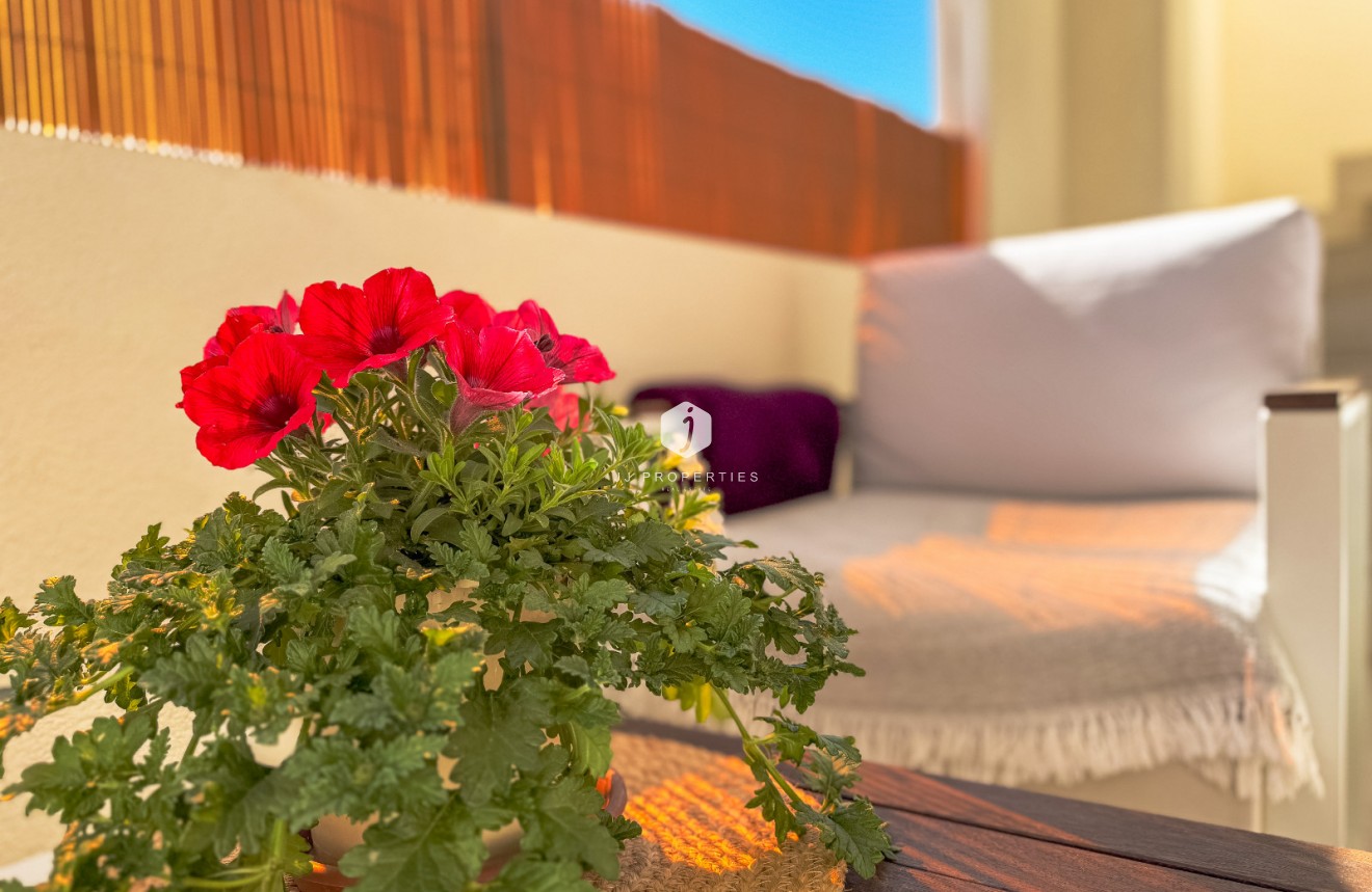 Tweedehands - Bungalow -
Los Altos - Costa Blanca