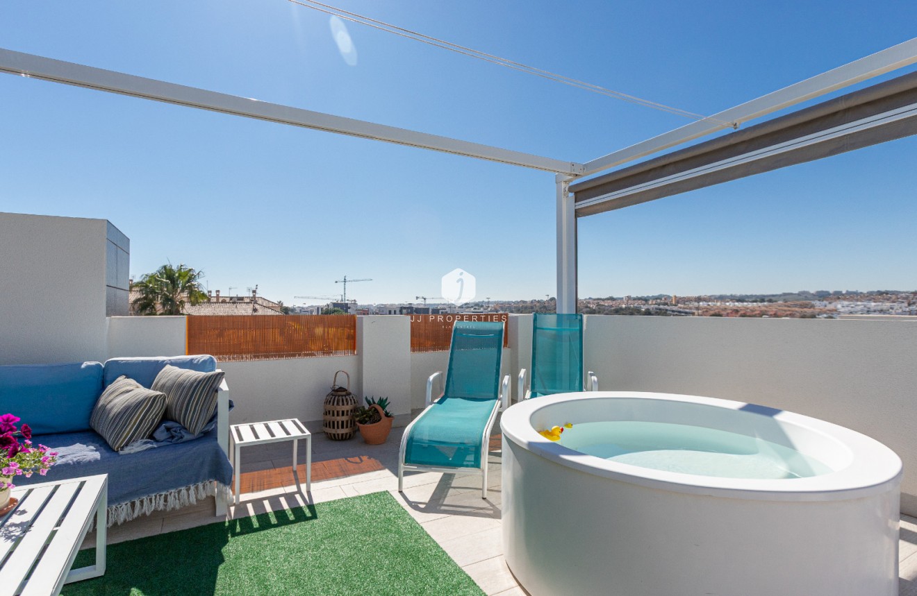 Tweedehands - Bungalow -
Los Altos - Costa Blanca