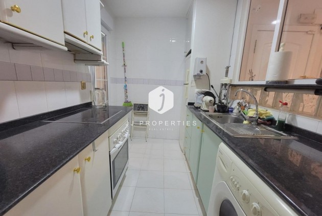 Resale - Apartment / flat -
Torrevieja - Playa del Cura