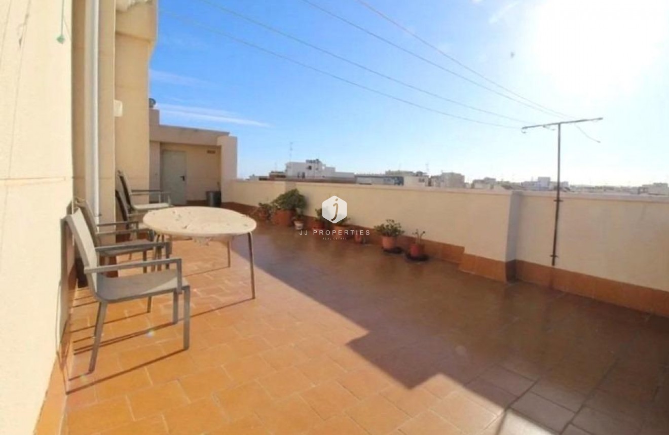 Resale - Apartment / flat -
Torrevieja - Playa del Cura