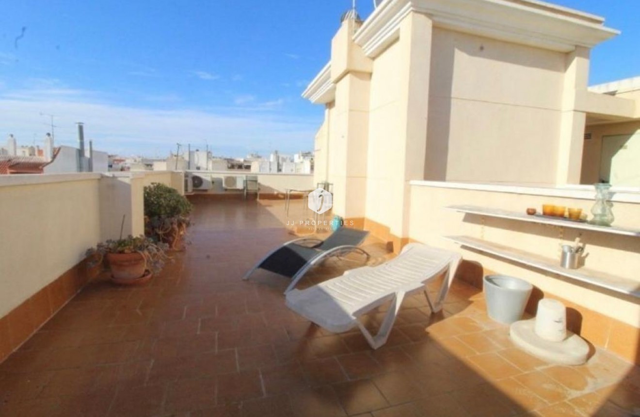 Resale - Apartment / flat -
Torrevieja - Playa del Cura