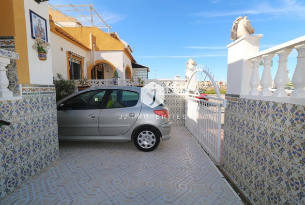 D'occasion - Bungalow -
Torrevieja - El Limonar