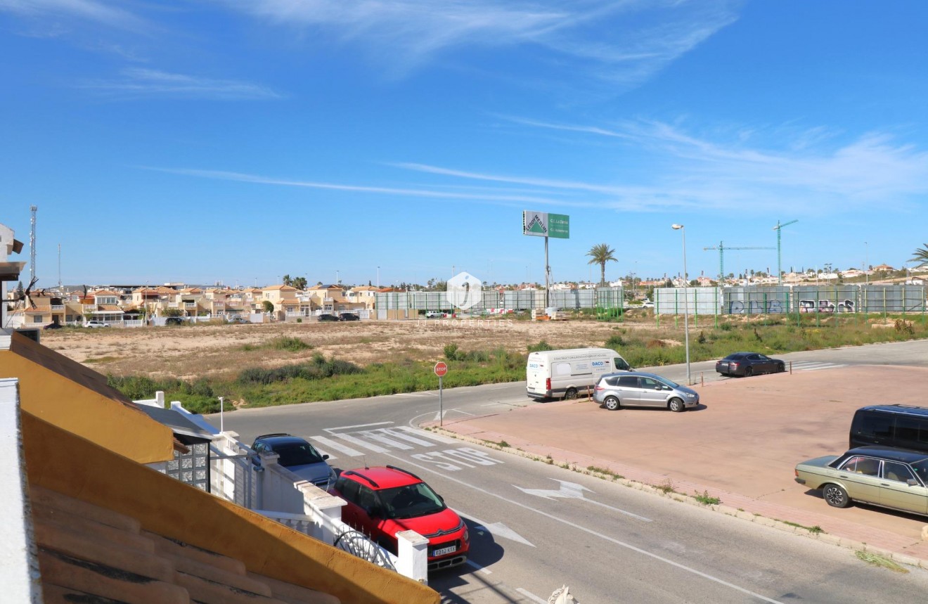 D'occasion - Bungalow -
Torrevieja - El Limonar