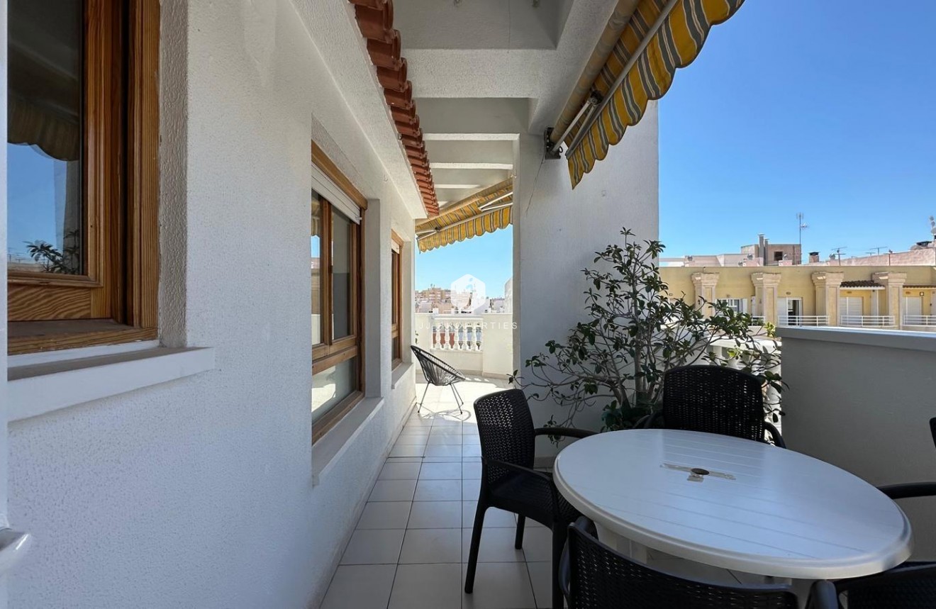 D'occasion - Appartement -
Torrevieja - Centro