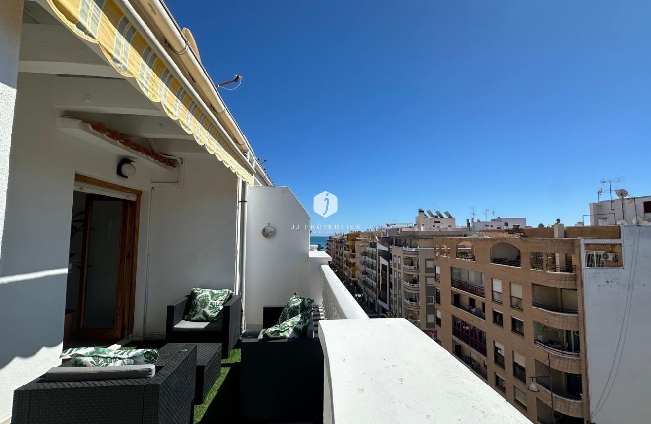 D'occasion - Appartement -
Torrevieja - Centro