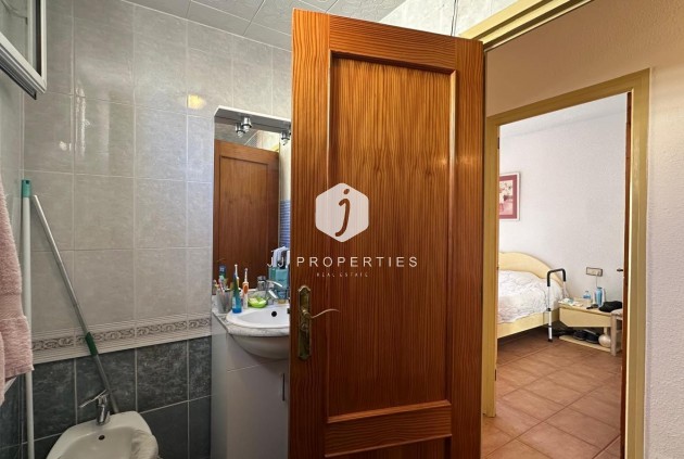 Segunda mano - Apartamento / piso -
Torrevieja - Estacion de autobuses