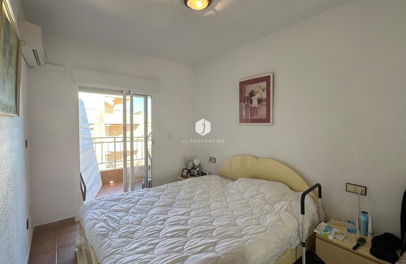 Segunda mano - Apartamento / piso -
Torrevieja - Estacion de autobuses