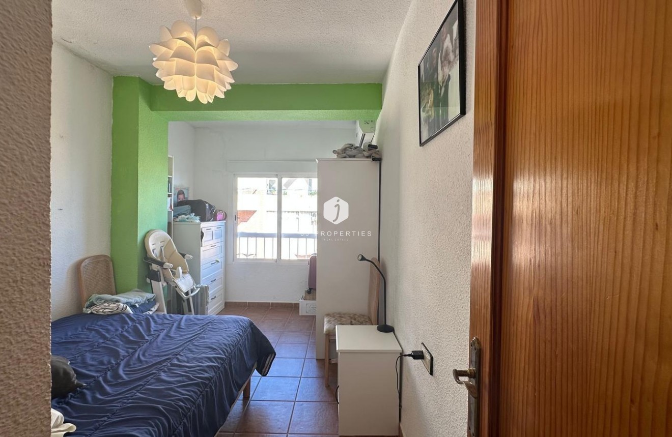Segunda mano - Apartamento / piso -
Torrevieja - Estacion de autobuses