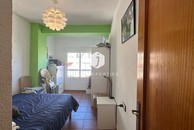 Segunda mano - Apartamento / piso -
Torrevieja - Estacion de autobuses