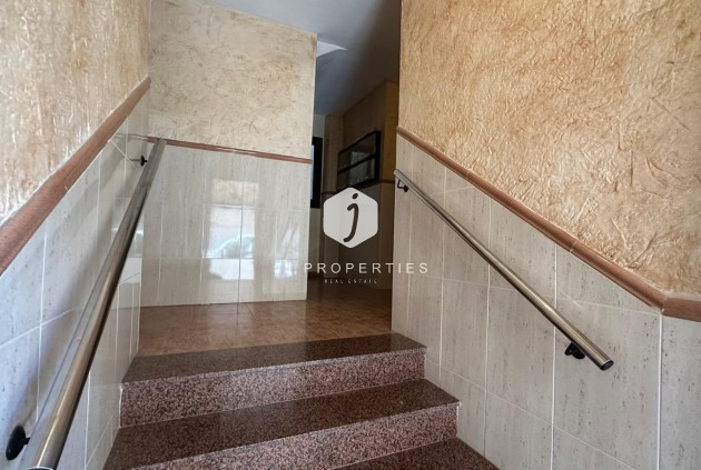 Segunda mano - Apartamento / piso -
Torrevieja - Estacion de autobuses