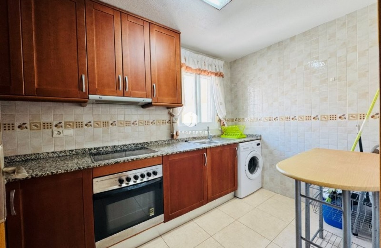D'occasion - Appartement -
Torrevieja - Costa Blanca