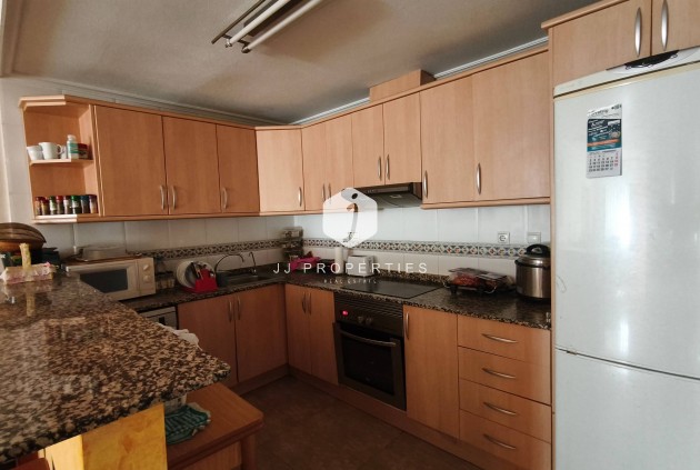 Aus zweiter Hand - Wohnung -
Torrevieja - Estacion de autobuses