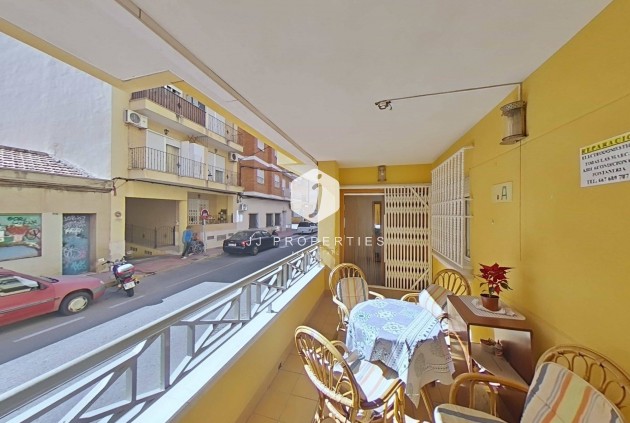 Aus zweiter Hand - Wohnung -
Torrevieja - Estacion de autobuses