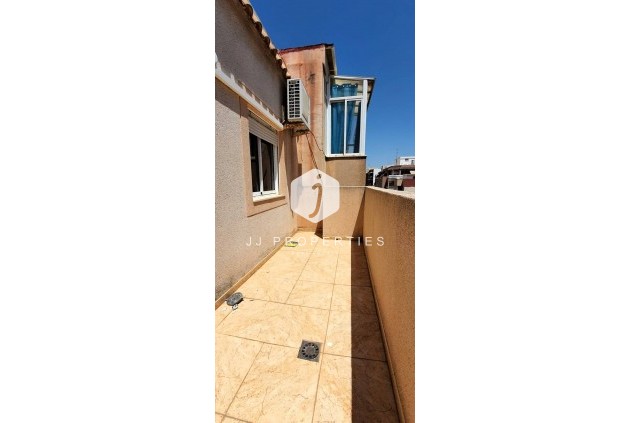D'occasion - Attique -
Torrevieja - Playa de los Locos