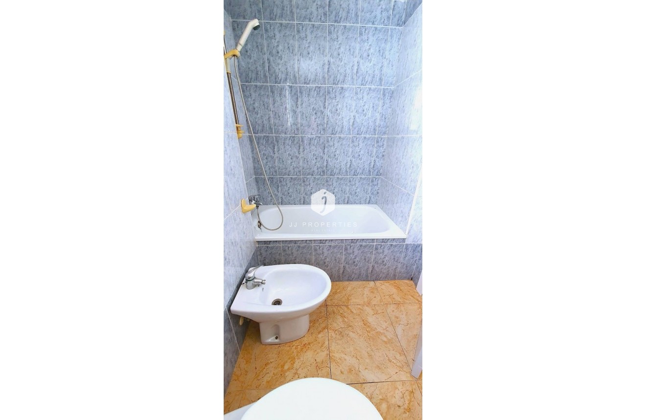 D'occasion - Attique -
Torrevieja - Playa de los Locos