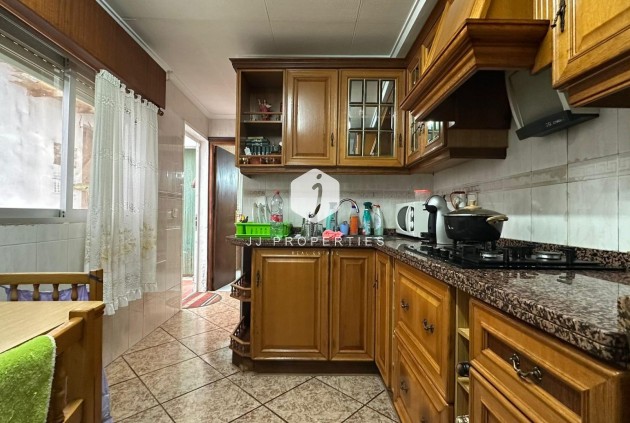 Segunda mano - Apartamento / piso -
Torrevieja - Estacion de autobuses