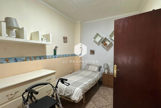Segunda mano - Apartamento / piso -
Torrevieja - Estacion de autobuses