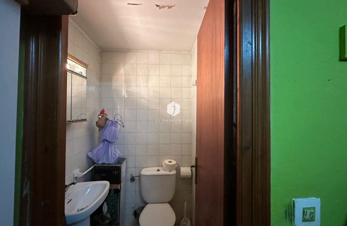 Segunda mano - Apartamento / piso -
Torrevieja - Estacion de autobuses